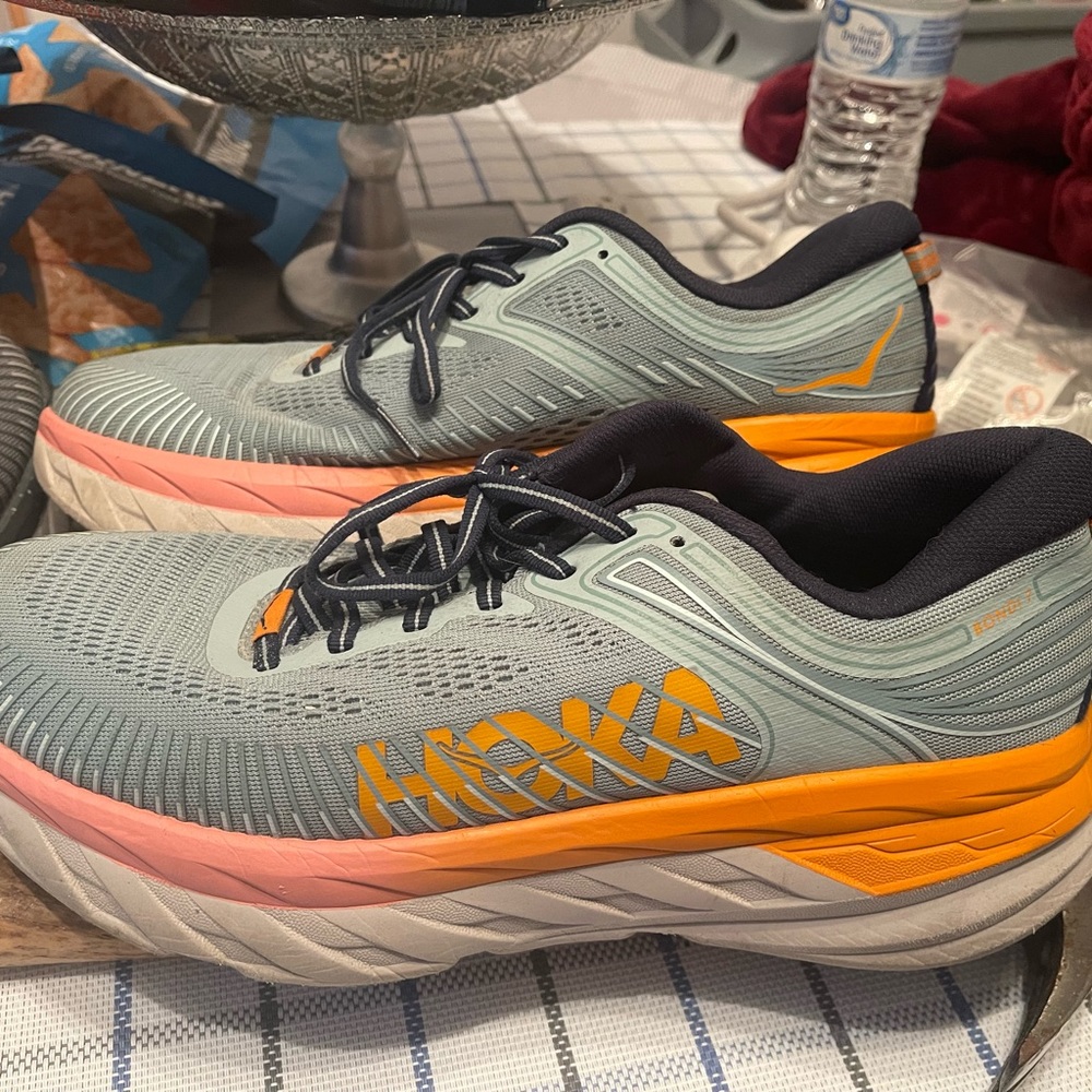 Women’s hoka bondi 7